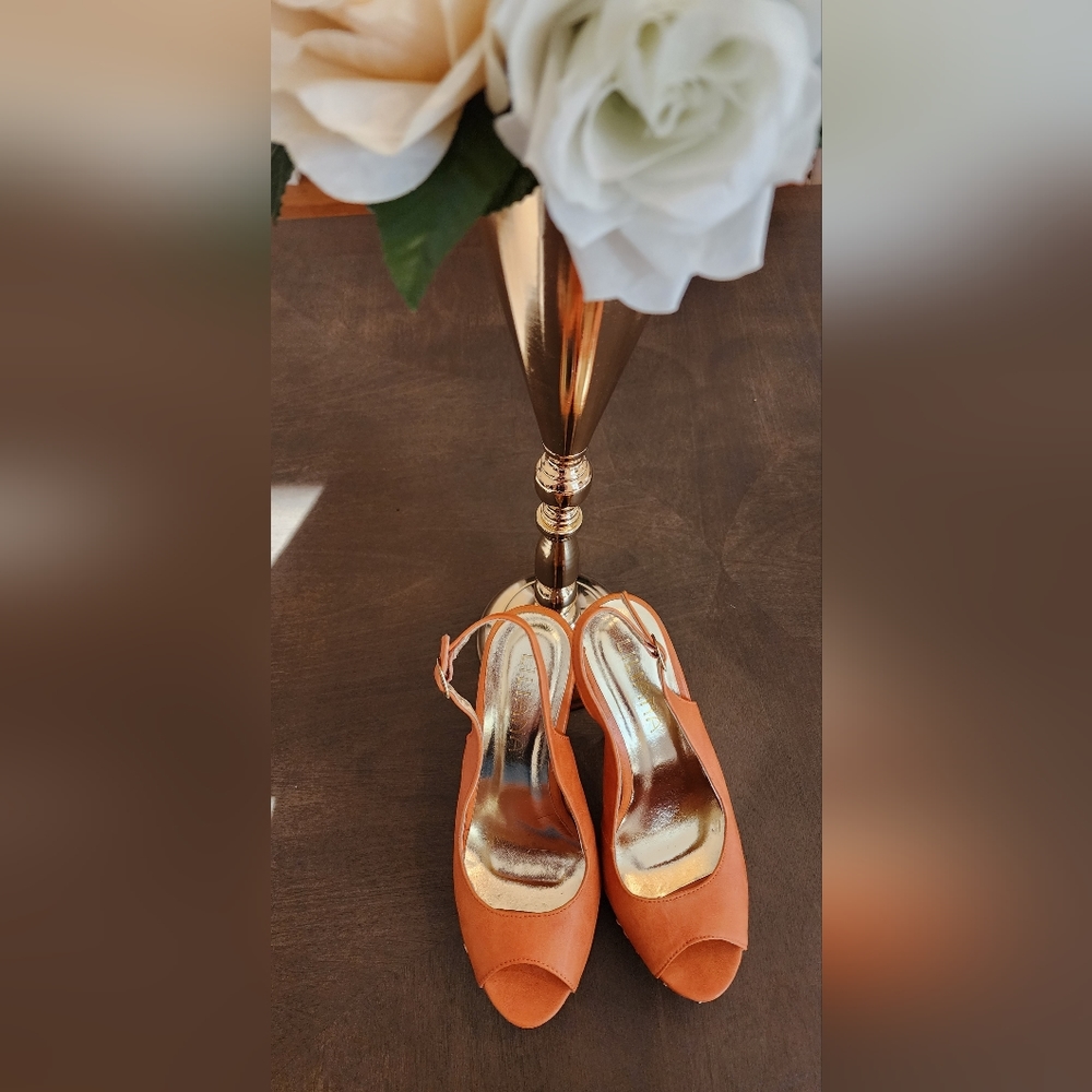 👠 Liliana Platform Heels👠